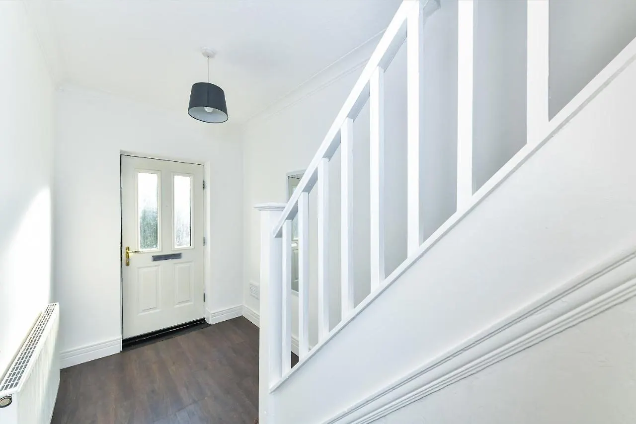 Hillside House Villa Nottingham